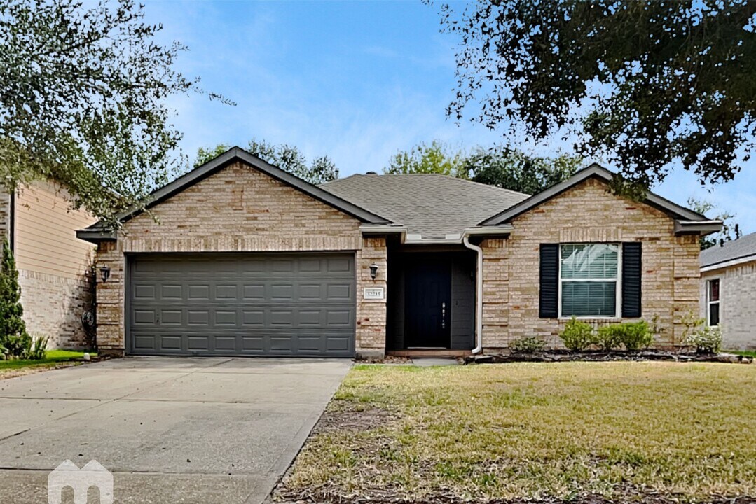 32215 Archer Park in Conroe, TX - Building Photo
