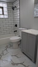 2457 W 69th St in Chicago, IL - Building Photo - Building Photo
