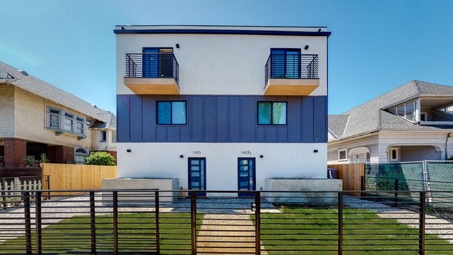 property at 1433 Westmoreland Ave