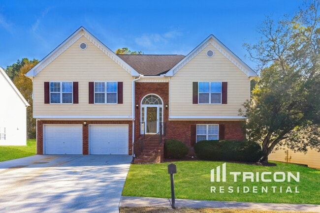 property at 690 Oak Vista Ct