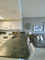 3410 Coral Wy in Miami, FL - Building Photo