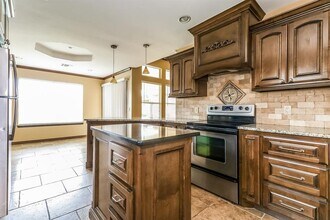 504 NW 174th St in Edmond, OK - Building Photo - Building Photo