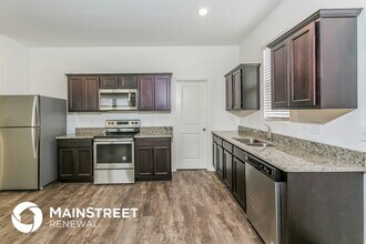 194 Hidden Lk Lp in Haines City, FL - Building Photo - Building Photo