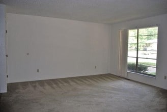 Pleasant Hollow Rental Homes in Florissant, MO - Building Photo - Interior Photo