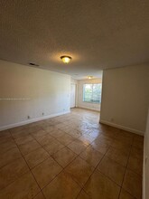 3440 Pinewalk Dr N in Margate, FL - Building Photo - Building Photo