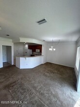 11006 Castlemain Cir E in Jacksonville, FL - Building Photo - Building Photo