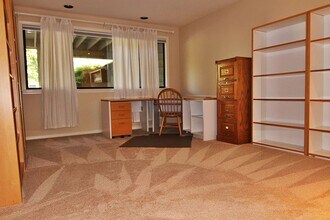 1286 St Mark Ct in Los Altos, CA - Building Photo - Building Photo