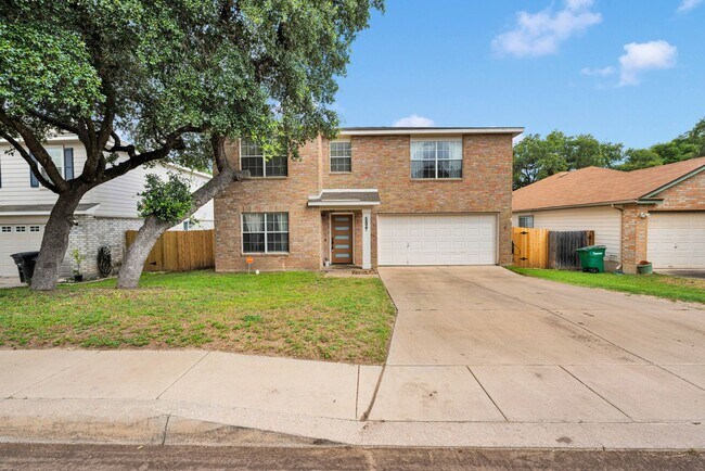 property at 5827 Waterford Oaks