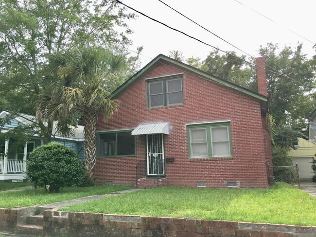 property at 33 Darlington Ave