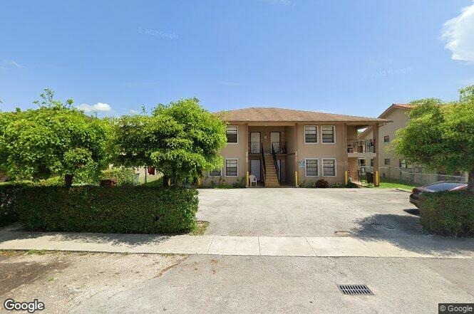 1720 W 59th St in Hialeah, FL - Building Photo