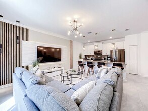 4259 Paragraph Dr in Kissimmee, FL - Building Photo - Building Photo