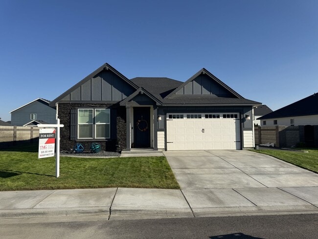 property at 8214 Cardinal Peak St