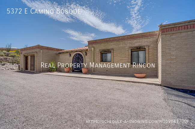 5372 E Camino Bosque in Tucson, AZ - Building Photo - Building Photo