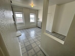 26 S Galena Ave in Freeport, IL - Building Photo - Building Photo