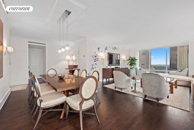 641 5th Ave in New York, NY - Building Photo - Building Photo