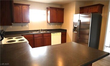 200 S Mount Charleston Dr E in Pahrump, NV - Building Photo - Building Photo