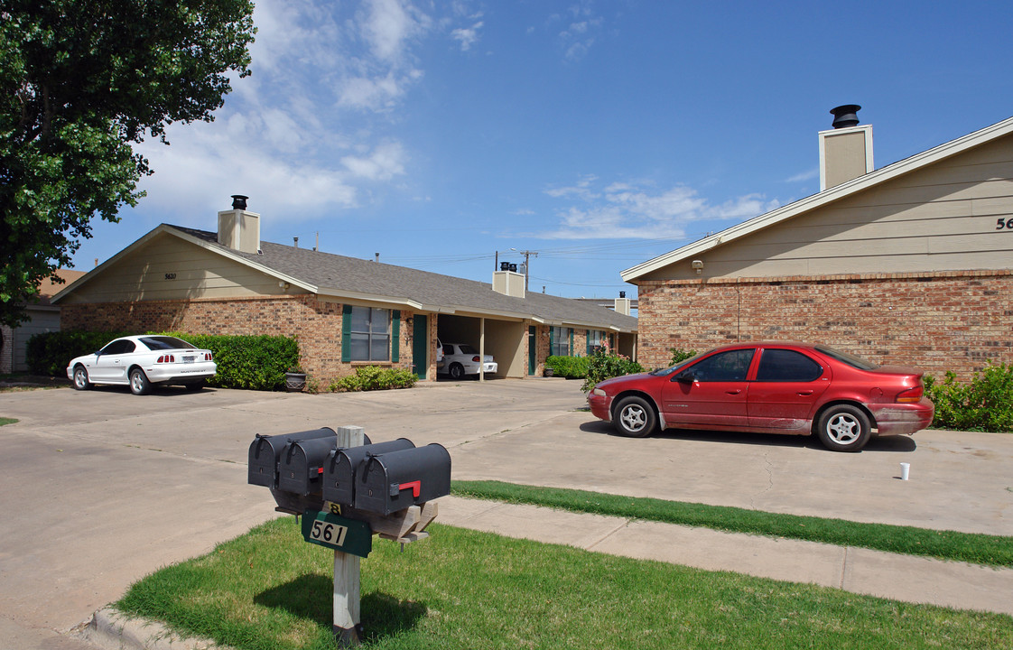 5618-5620 Brownfield Dr in Lubbock, TX - Building Photo