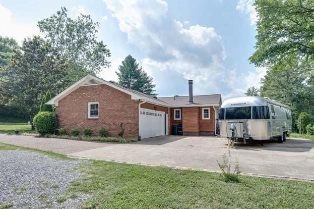 108 Spencer Creek Rd in Franklin, TN - Building Photo - Building Photo