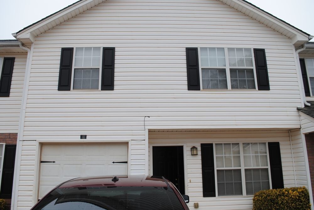 209 E Wilson St-Unit -105 in Villa Rica, GA - Foto de edificio