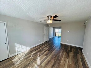 2791 L B McLeod Rd in Orlando, FL - Building Photo - Building Photo