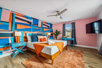 8964 Bismarck Palm Rd in Kissimmee, FL - Building Photo - Building Photo