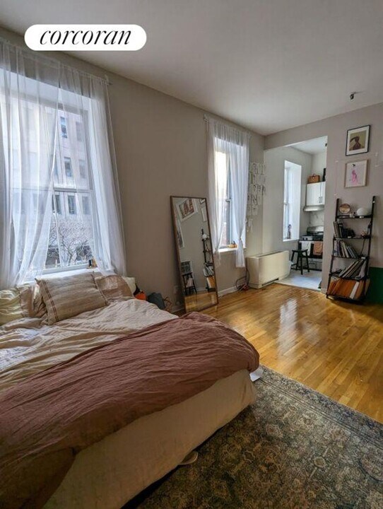66 Pearl St in New York, NY - Building Photo