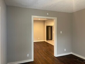 312 N Drury Ave in Kansas City, MO - Building Photo - Building Photo