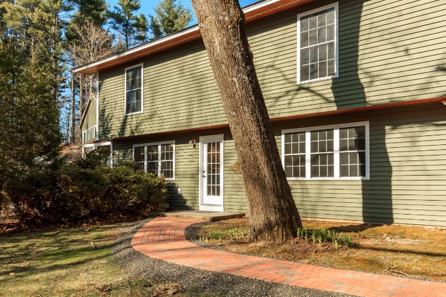 property at 4 Jessica Ln