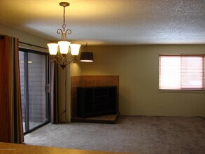 2015 Blake Ave in Glenwood Springs, CO - Building Photo - Building Photo