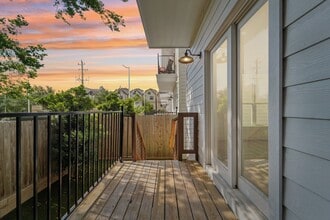 2520 Ohsfeldt St in Houston, TX - Building Photo - Building Photo