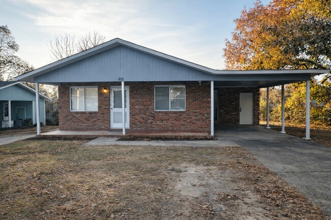 property at 109 Smith Ct