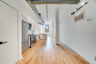 1015 Clinton St in Hoboken, NJ - Building Photo - Building Photo