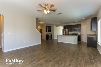 3879 Hammock Bluff Dr in Jacksonville, FL - Building Photo - Building Photo