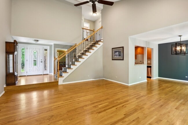 232 W Grant Village in Hinsdale, IL - Building Photo - Building Photo