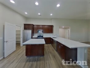 2854 E Roeser Rd in Phoenix, AZ - Building Photo - Building Photo