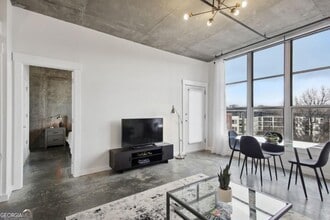245 N Highland Ave NE in Atlanta, GA - Building Photo - Building Photo