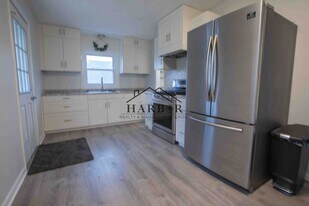 303 21st Ave SW in Rochester, MN - Building Photo