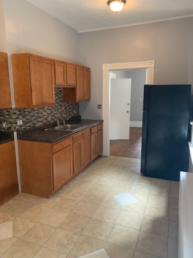 1608 Lowrie St in Pittsburgh, PA - Building Photo - Building Photo