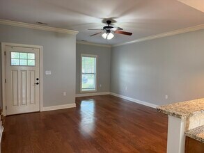 1725 NE Stone Castle Dr in Cleveland, TN - Building Photo - Building Photo