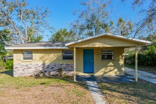 2014 E Humphrey St in Tampa, FL - Building Photo