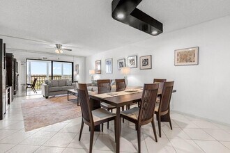 7310 Ashford Pl in Delray Beach, FL - Building Photo - Building Photo