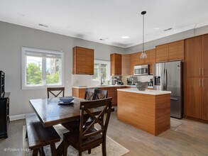 5210 S King Dr in Chicago, IL - Building Photo - Building Photo