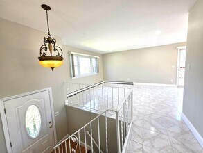 308 Browns Rd in Nesconset, NY - Building Photo - Building Photo