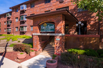 Courtyard Square Condominums in Milwaukee, WI - Building Photo - Building Photo