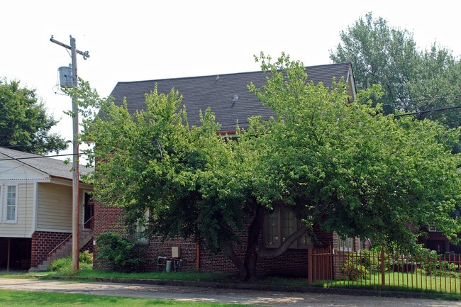 200 S 17th St in Fort Smith, AR - Foto de edificio - Building Photo