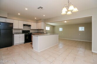 4301 E Saint Catherine Ave in Phoenix, AZ - Building Photo - Building Photo
