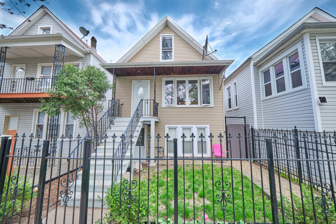 4323 S Talman Ave in Chicago, IL - Building Photo