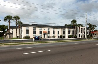 La Aloma Apartments in Winter Park, FL - Foto de edificio - Building Photo