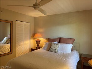 9640 Victoria Ln in Naples, FL - Building Photo - Building Photo