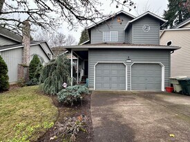 5771 NW 181st Ave in Portland, OR - Building Photo